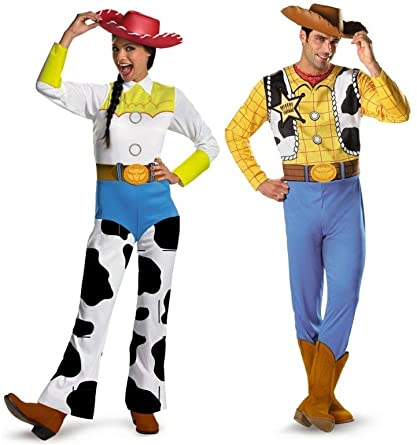 Disfraces de halloween tendencia este año para parejas son Woody y Jessie.