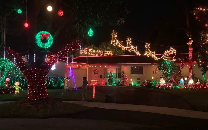 En Miami Lakes también hay varios lugares y casas decoradas de Navidad.